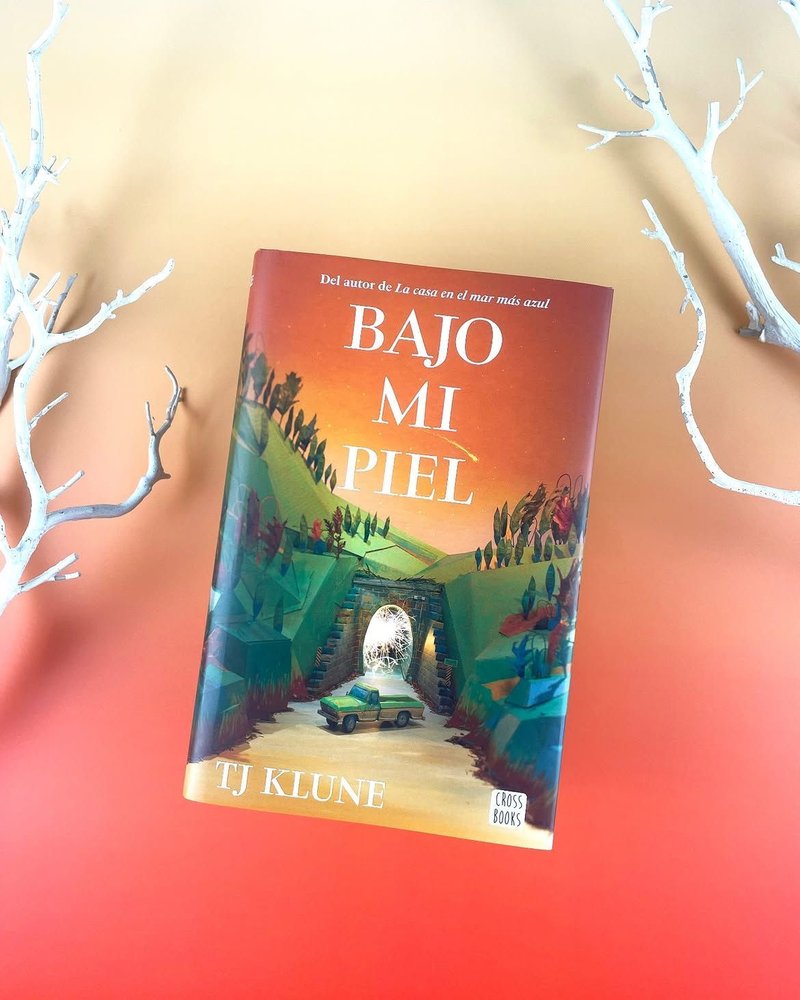 BAJO MI PIEL