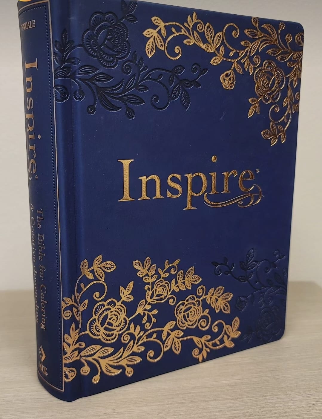 Inspire Bible NLT, Filament Enabled The Bible for Coloring & Creative Journaling (Binding:LeatherLike Hardcover, Lavender)